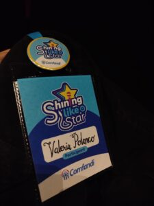 Un cuaderno de cantar de comfandi.